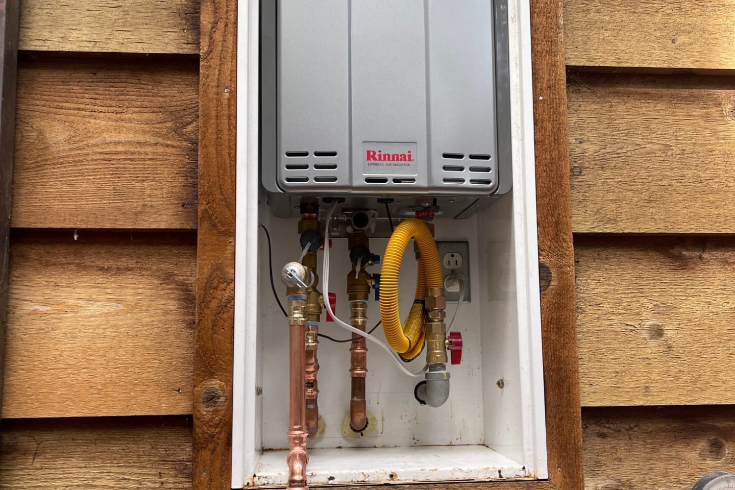 629672cc-c54d-47b4-a93d-e42f4ddef710_cdv_photo_001